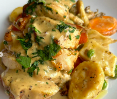 Bizou signature dishes Bizou Potatoes
Shrimp & Grits
Seven Hills Bistro Steak